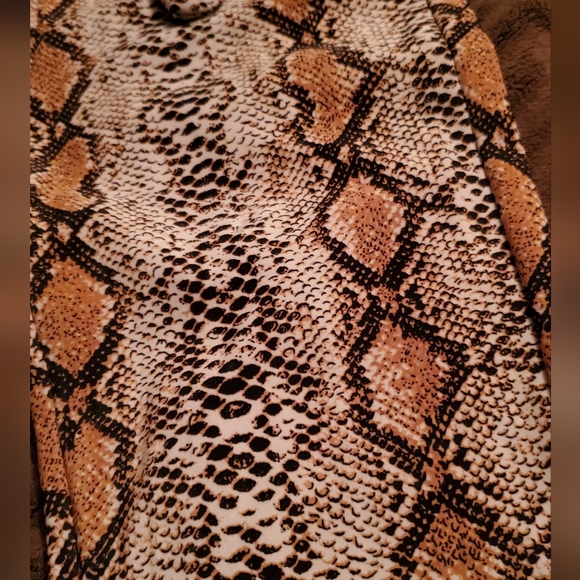 Boutique pants - Picture 3 of 4